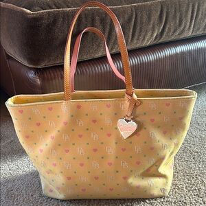 Dooney & Bourke IT monogram Yellow and Pink Heart Tote Spring is almost here!